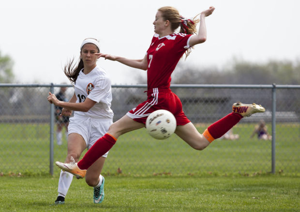 041815-soccer-14